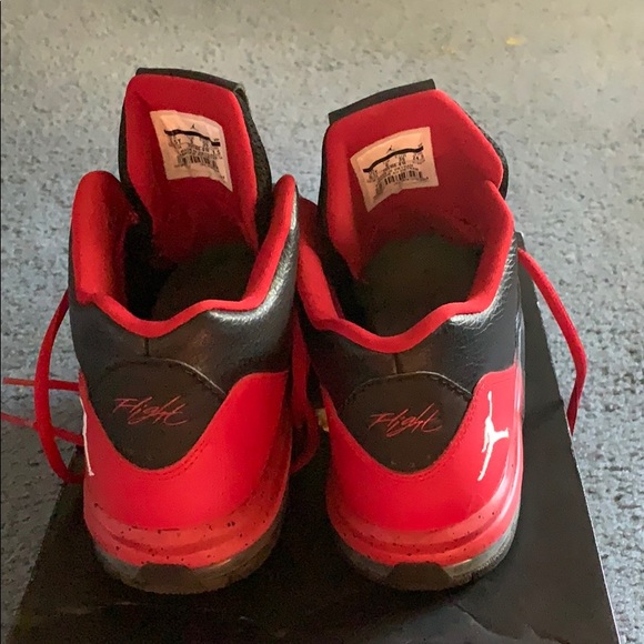 Black and red Jordan flight origin - Picture 3 of 5